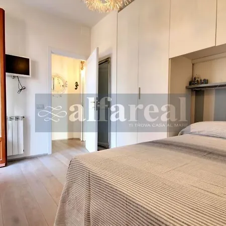 Διαμέρισμα Giglio, Aria Condizionata, Due Camere, A 50 M Dal Mare! By Alfareal *