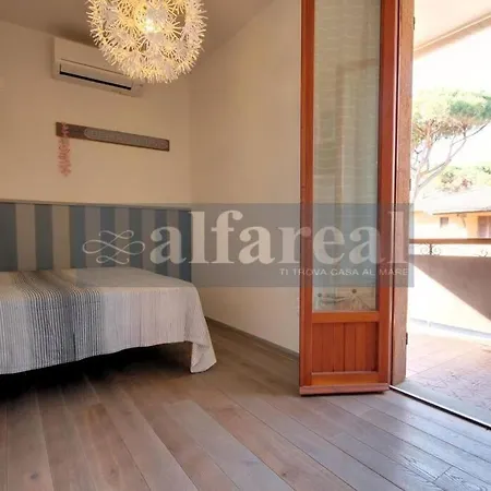 公寓 Giglio, Aria Condizionata, Due Camere, A 50 M Dal Mare! By Alfareal *